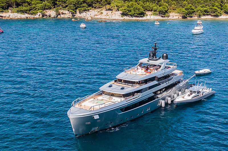 Sanlorenzo yacht H1 in Cannes