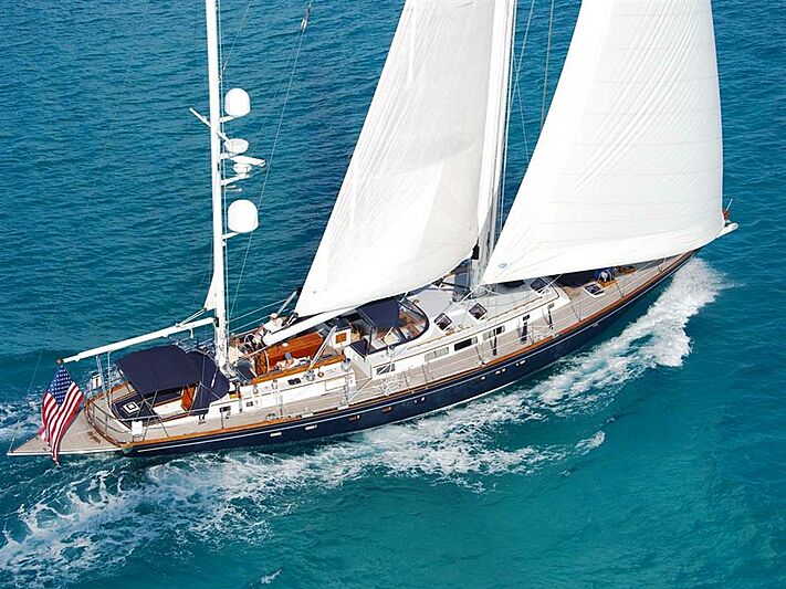 Hermie Louise yacht cruising