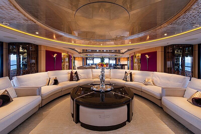 Valerie yacht saloon