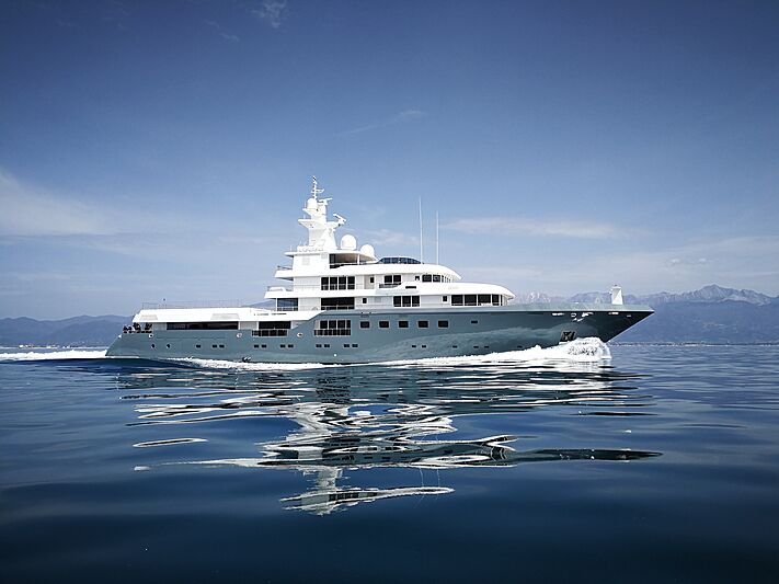 Planet Nine yacht cruising