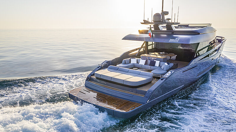 Haze yacht cruising