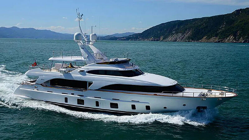 Serenity Mia yacht cruising