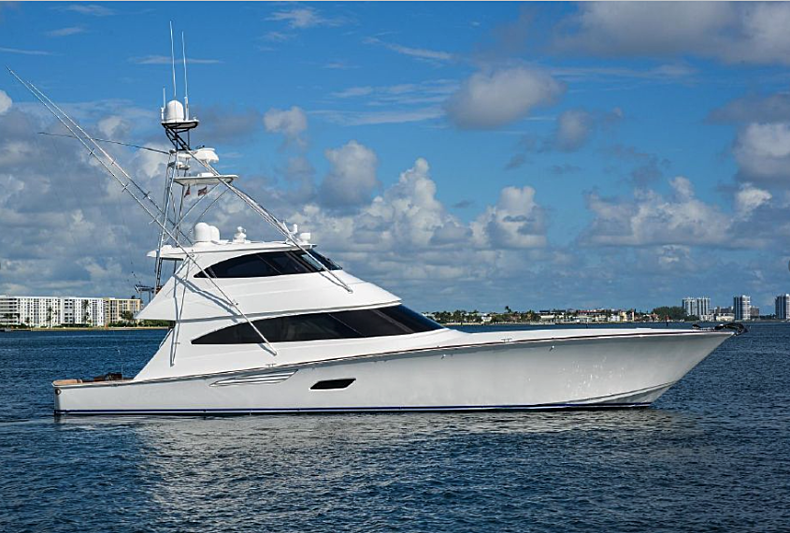 Live Oak One yacht anchored