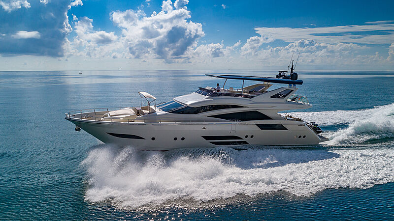 Golden 3 yacht cruising