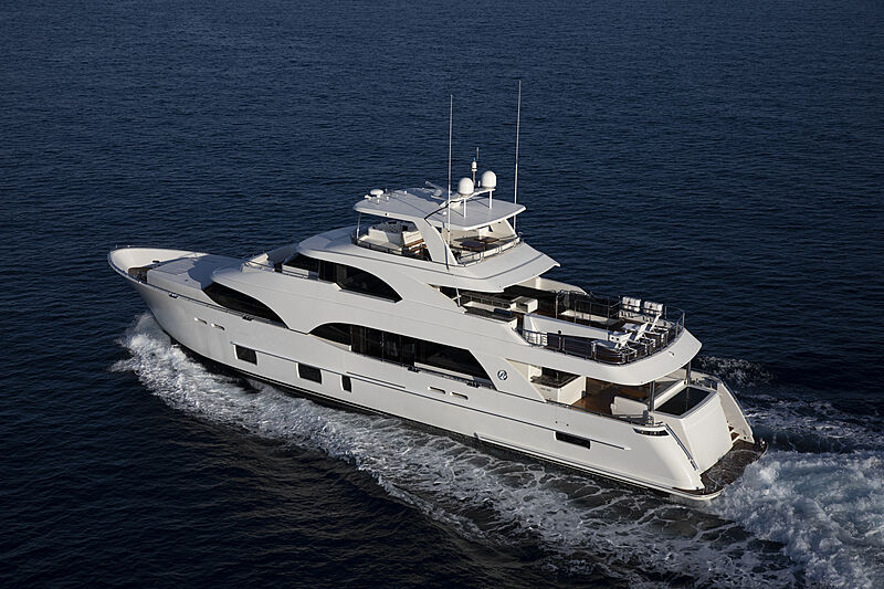 Eileen's Way yacht cruising aerial
