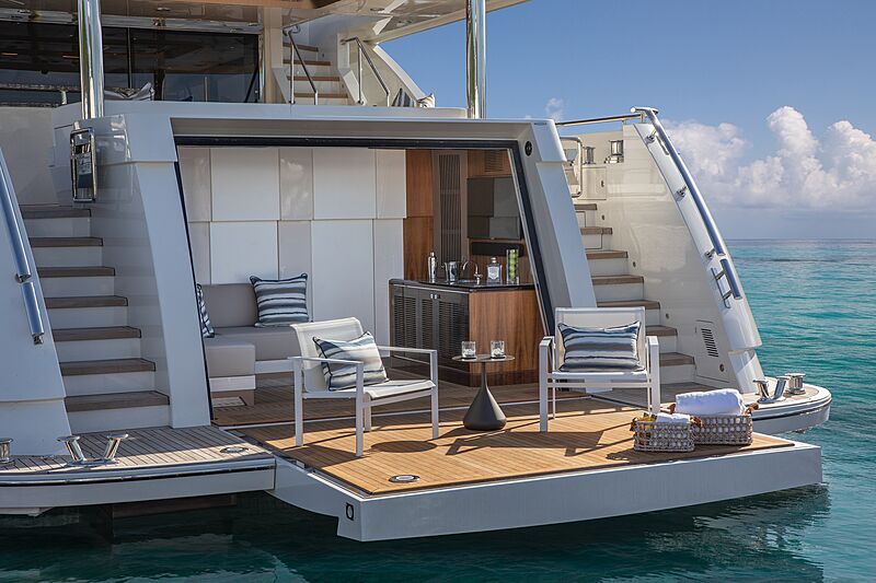 Eileen's Way yacht beach club