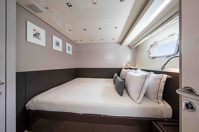 Balance yacht stateroom
