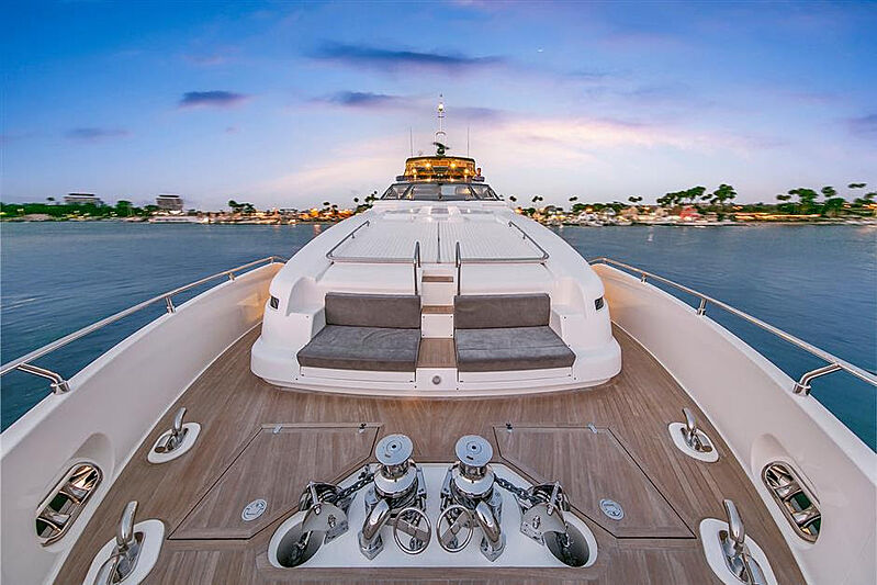 Lontano yacht deck