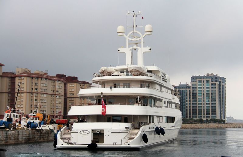 Tueq arriving in Gibraltar