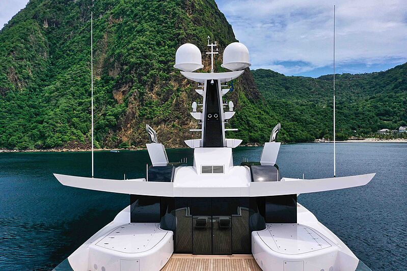 Artefact yacht mast & domes
