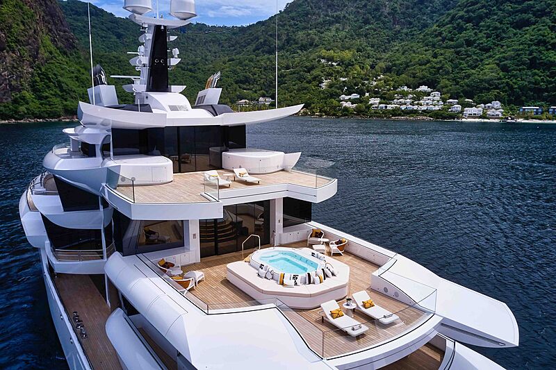 Artefact yacht anchored