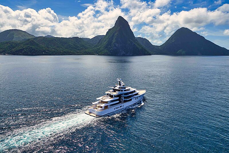 Artefact yacht cruising