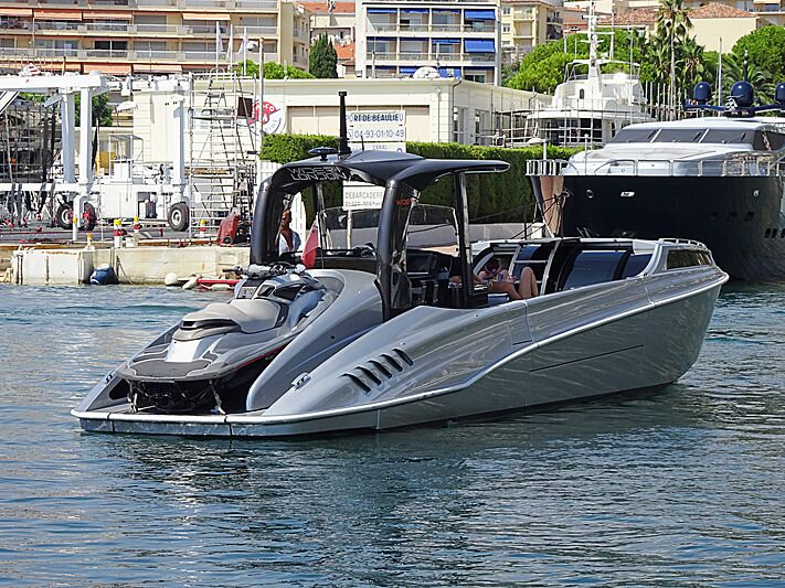 WIDER 32 tender Wider s.r.l.