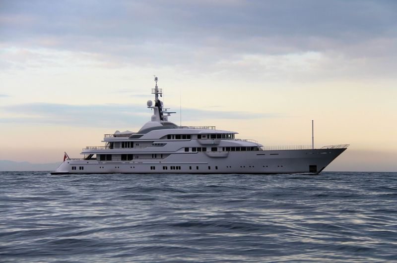 Hampshire II cruising off Gibraltar