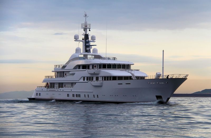 Hampshire II cruising off Gibraltar