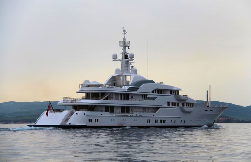 Hampshire II cruising off Gibraltar