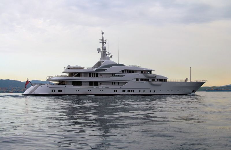 Hampshire II cruising off Gibraltar