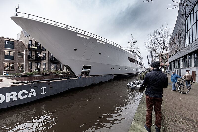 Boardwalk yacht by Feadship