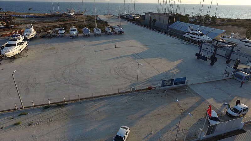 Ark yacht company photo