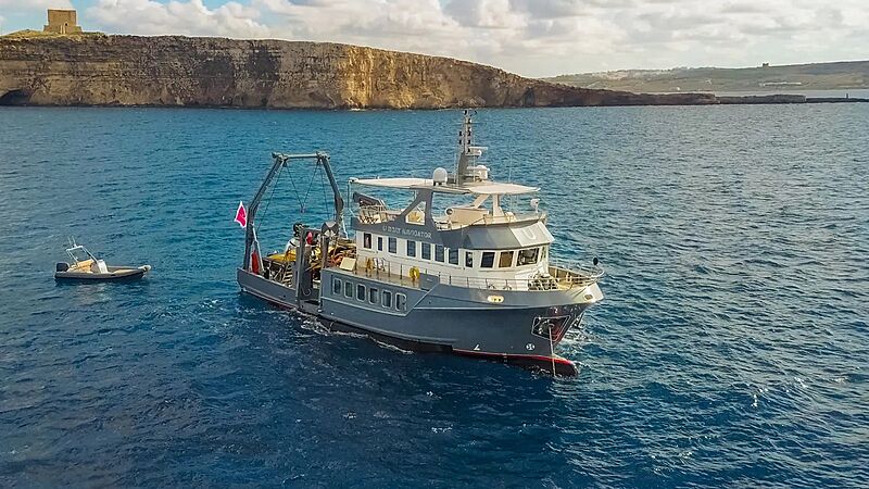 U Boat Navigator yacht with toys