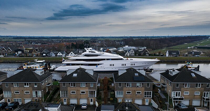 Vanish yacht by Feadship under transport
