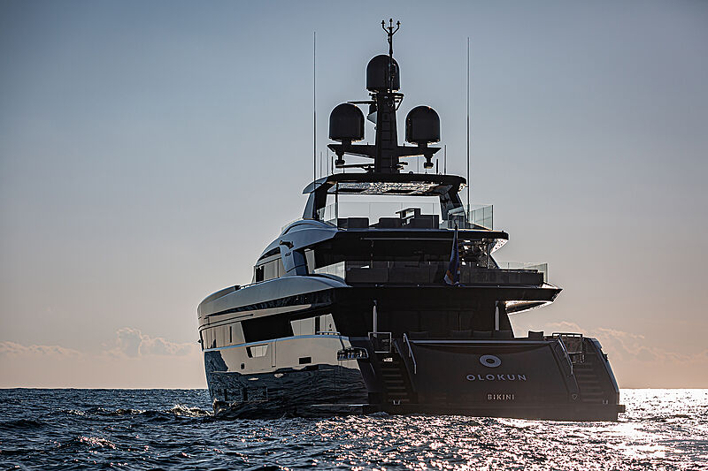 Olokun yacht cruising