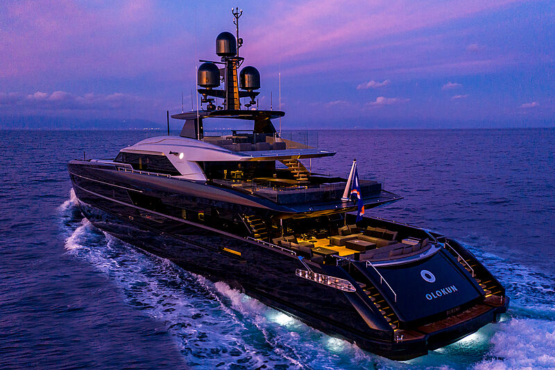 Olokun yacht cruising