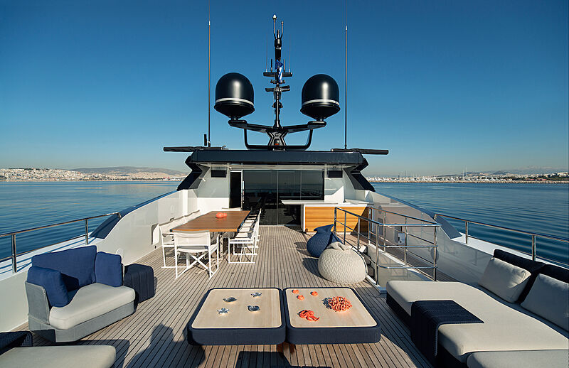 Asteri yacht deck