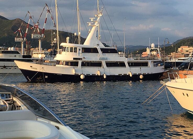 Anna I yacht in Marina Genova