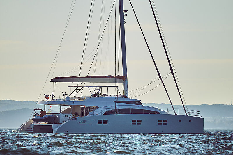 Ruwani yacht cruising