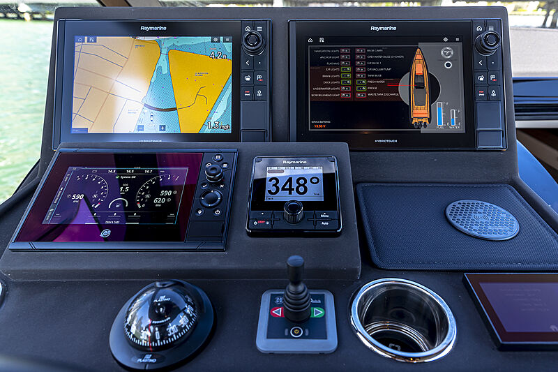 Technohull Omega 47 tender wheelhouse