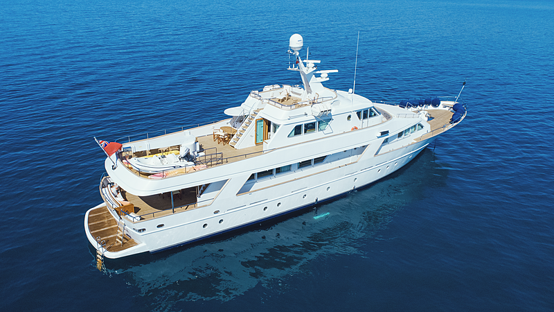 Freemont yacht aerial