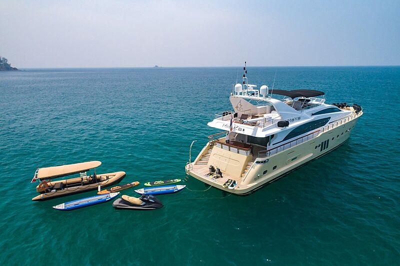 Mia Kai yacht anchored