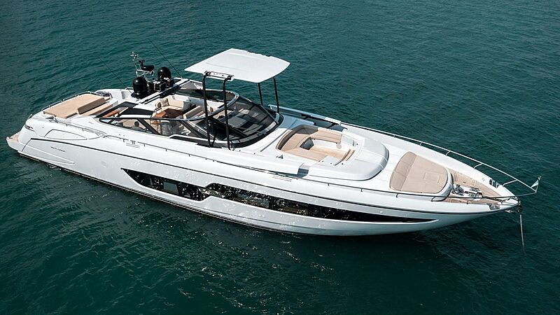 Bel Sogno yacht anchored