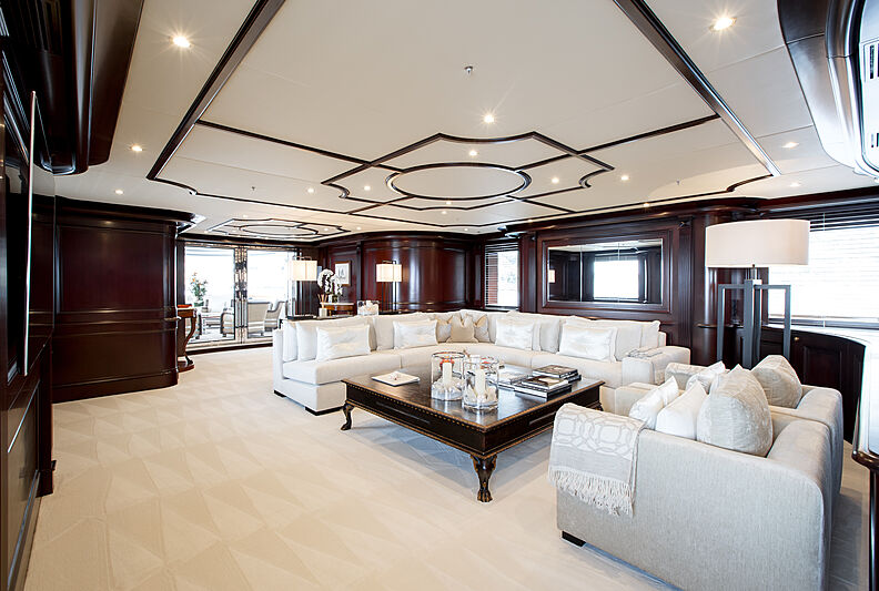 Eleni yacht saloon