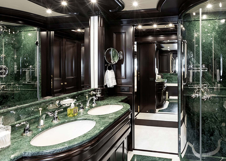 Eleni yacht bathroom