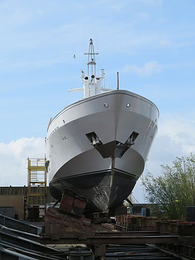 Azteca yacht out of water at Balk Shipyard