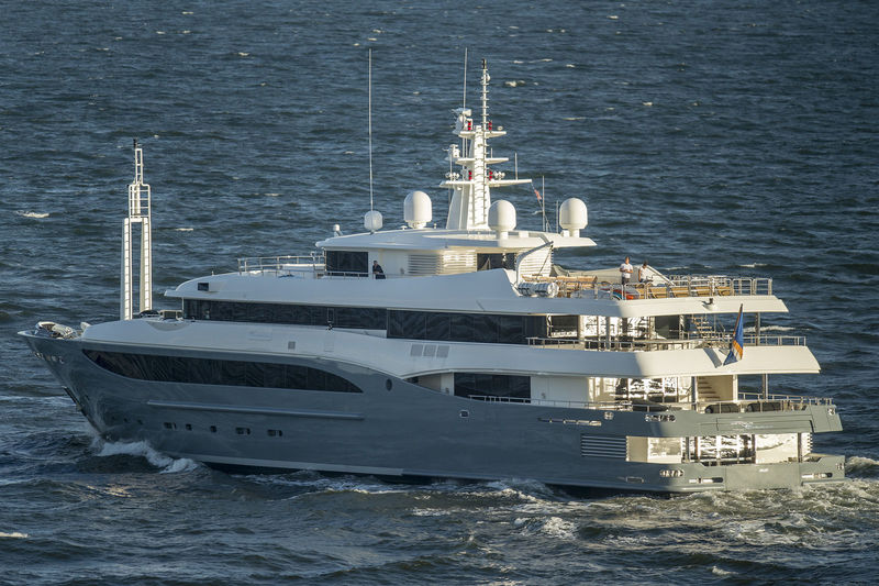 Superyacht Constance departing Fort Lauderdale