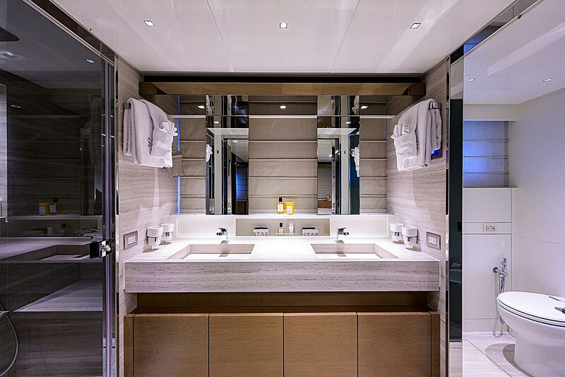 STAE yacht bathroom