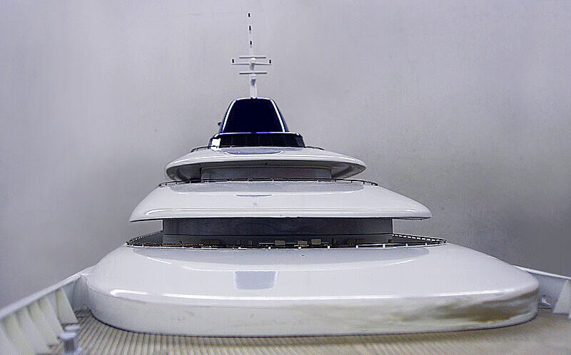 Pencil on the Water yacht concept exterior