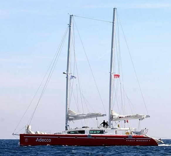 Etoile Marine yacht sailing