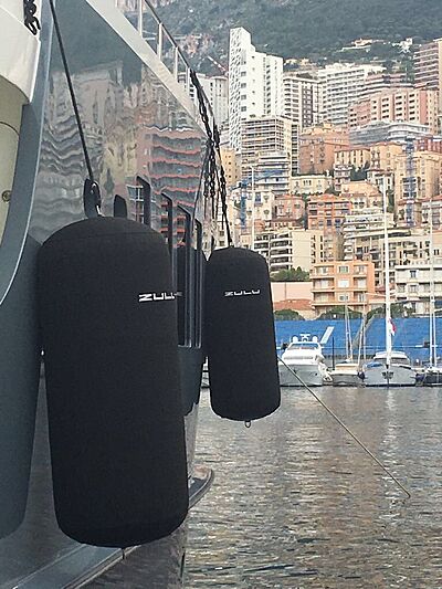 AERÉ Docking Solutions fenders