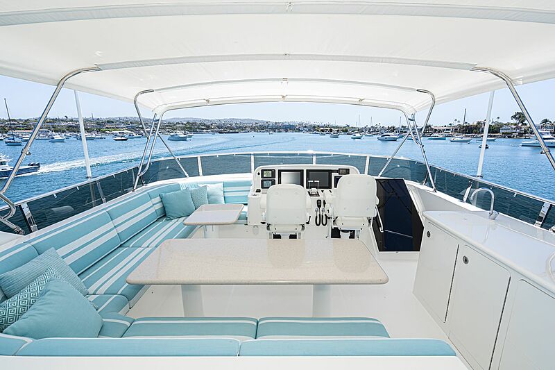 Esoteric yacht flybridge