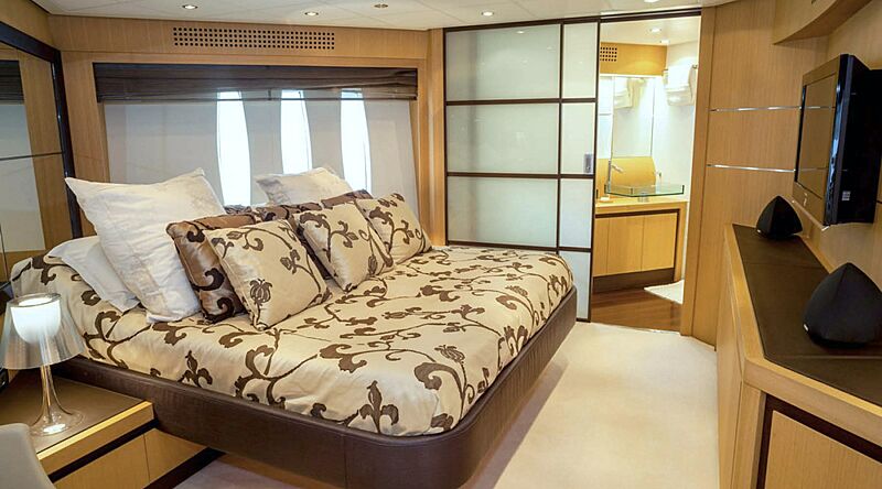 A&O yacht stateroom