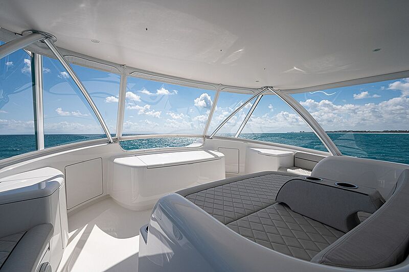 Ghost yacht flybridge