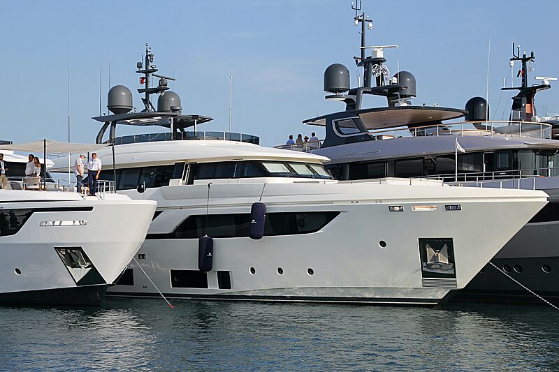 Telli yacht in Cannes