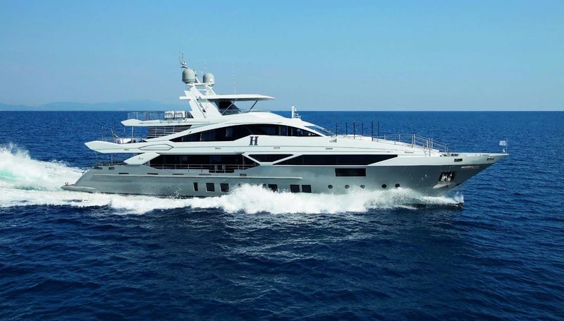 Benetti H running