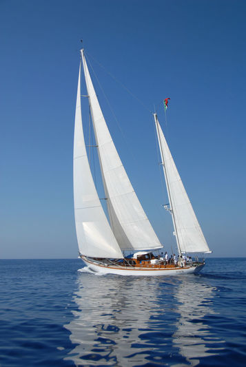 Gitana IV by Sangermani under sail