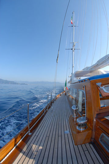 Gitana IV by Sangermani deck