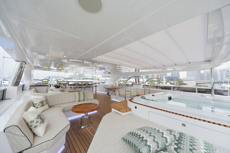 Nashwan sundeck